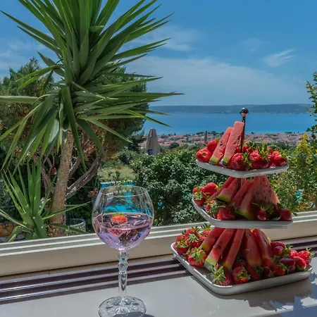 Sun Nest * Kastela