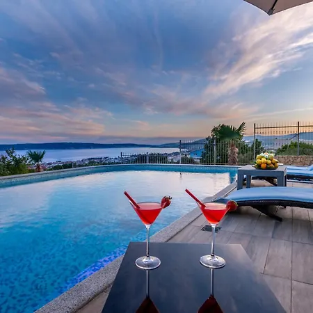 Sun Nest Villa